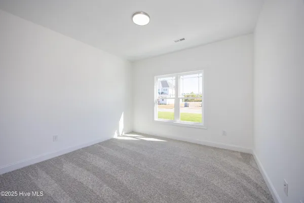 $347,500 | 107 Sunny Acres Lane, Clinton, NC 28328