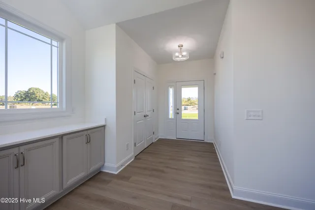 $347,500 | 107 Sunny Acres Lane, Clinton, NC 28328