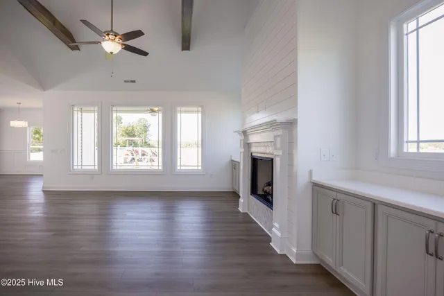 $347,500 | 107 Sunny Acres Lane, Clinton, NC 28328