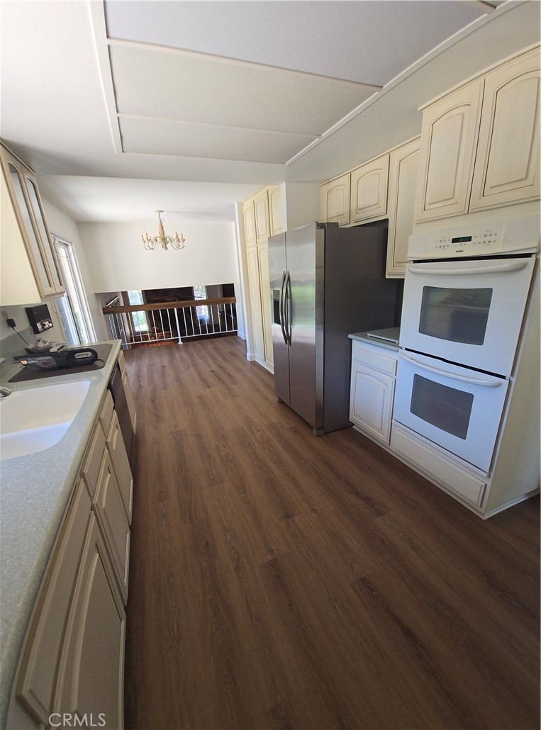 7134 Dos Rios Drive Tujunga, CA 91042 - Photo 11 of 24