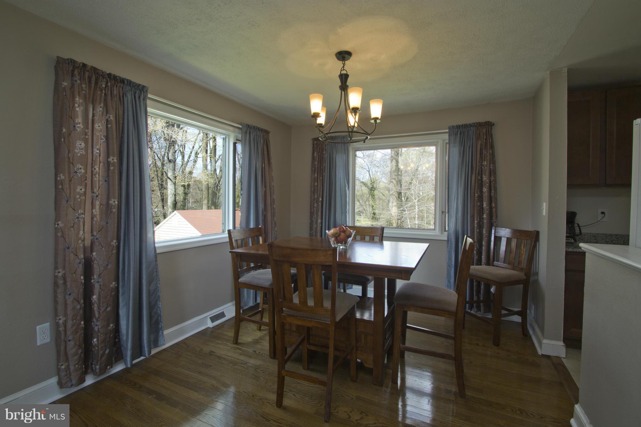1242 Maple Road Arnold, MD 21012 - Photo 9 of 23 Dining Room