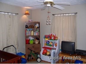 653 Bills Road Franklin, IL 62638 - Photo 5 of 14