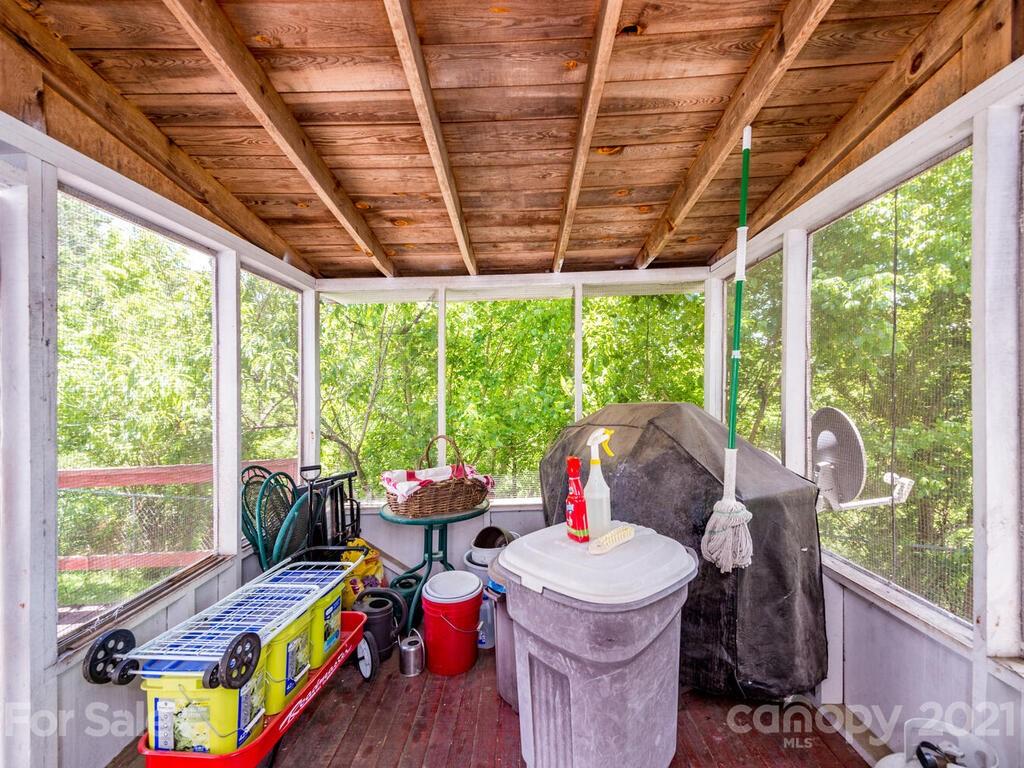 131 Frisby Road Marshall, NC 28753 - Photo 26 of 32 a very nice looking room with a large window