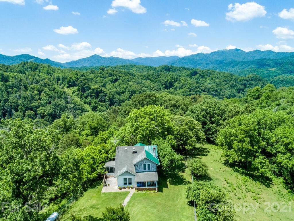 131 Frisby Road Marshall, NC 28753 - Photo 32 of 32 a view of a house with a yard