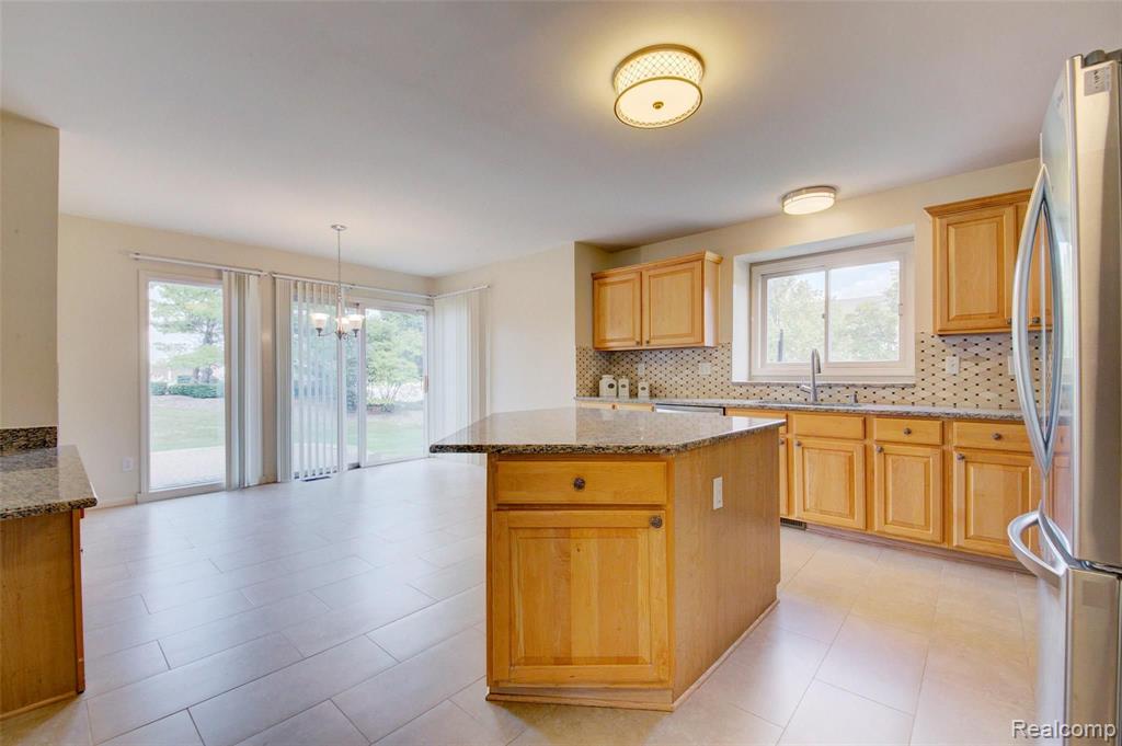 46402 Mornington Road Canton, MI 48188 - Photo 14 of 45