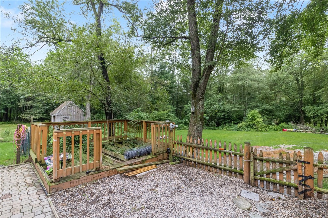 1091 Plainfield Pike Coventry, RI 02827 - Photo 15 of 37