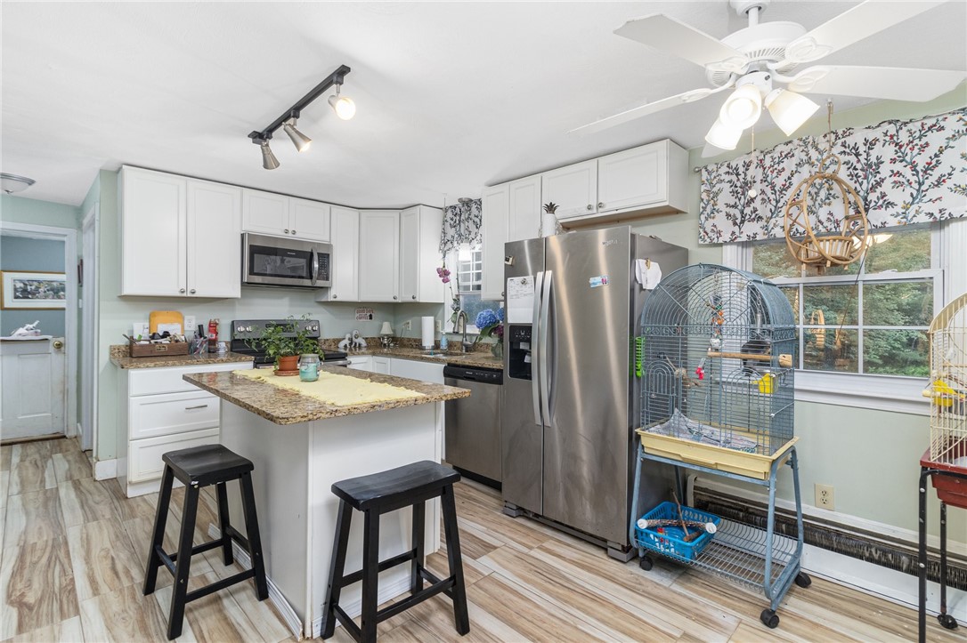 1091 Plainfield Pike Coventry, RI 02827 - Photo 19 of 37