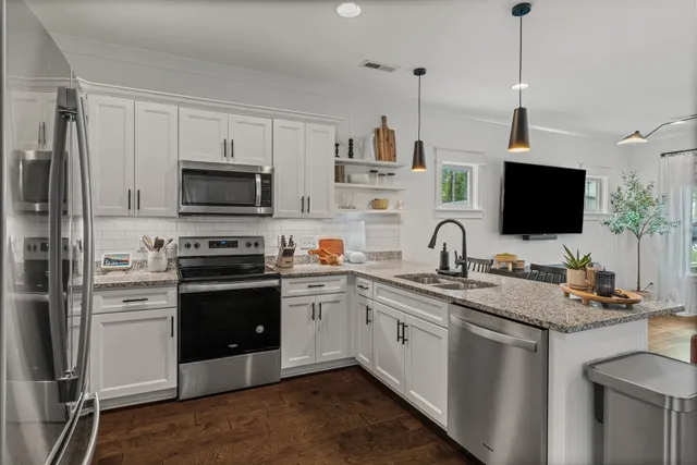 $425,000 | 127 D Commerce Street, Old Hickory, TN 37138