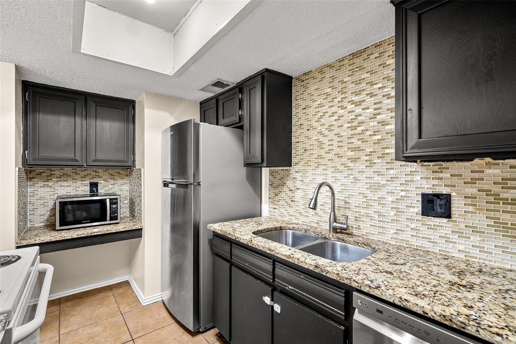 5903 Harvest Hill Road, Unit 2074 Dallas, TX 75230 - Photo 1 of 21