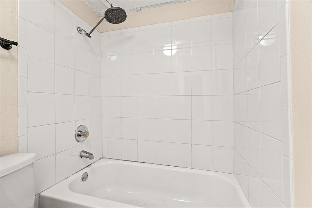 5903 Harvest Hill Road, Unit 2074 Dallas, TX 75230 - Photo 15 of 21