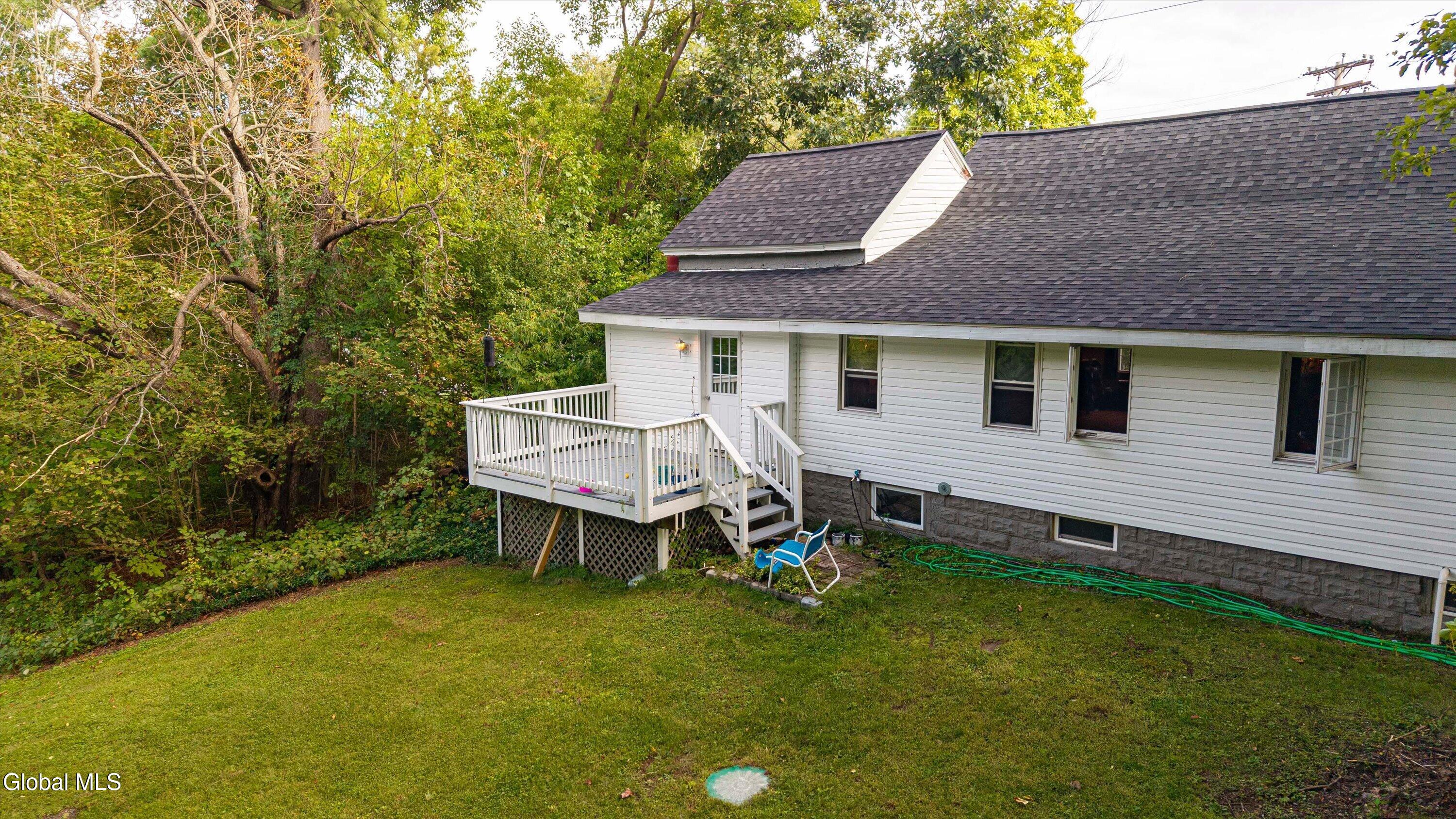 647 Saratoga Road Schenectady, NY 12302 - Photo 8 of 52 19-ADK-19