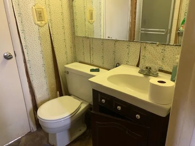 an empty room with closet