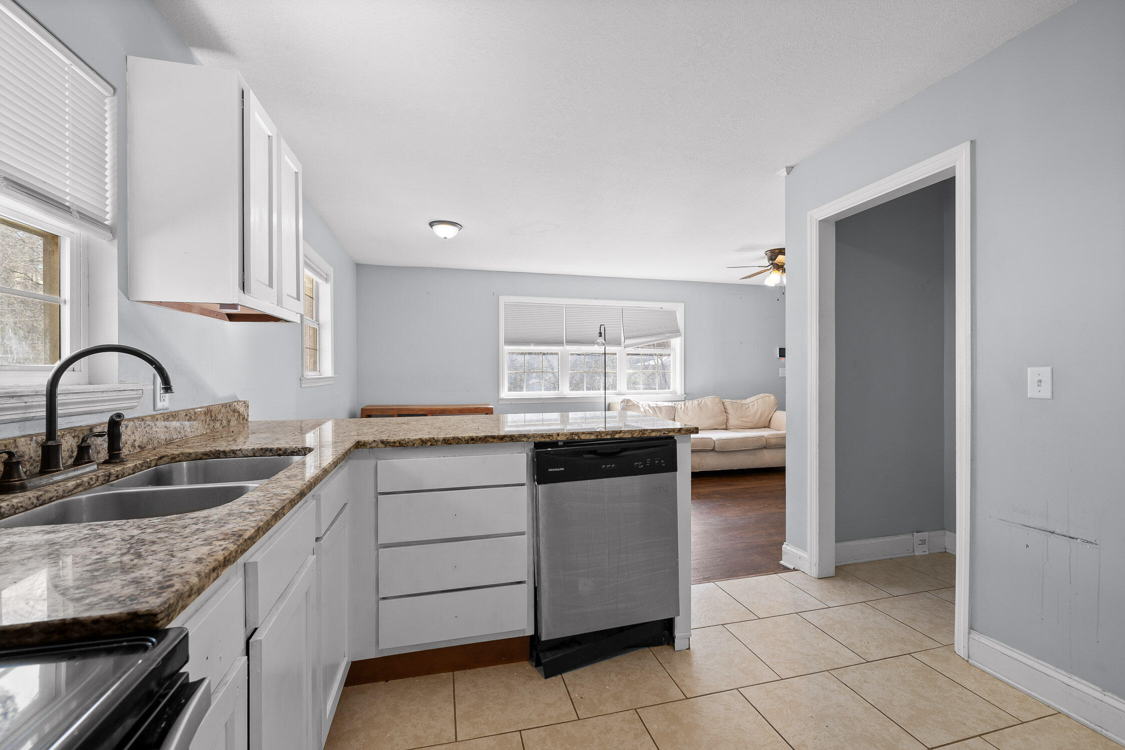 519 Lullwater Road Chattanooga, TN 37405 - Photo 16 of 27 Lullwater-23