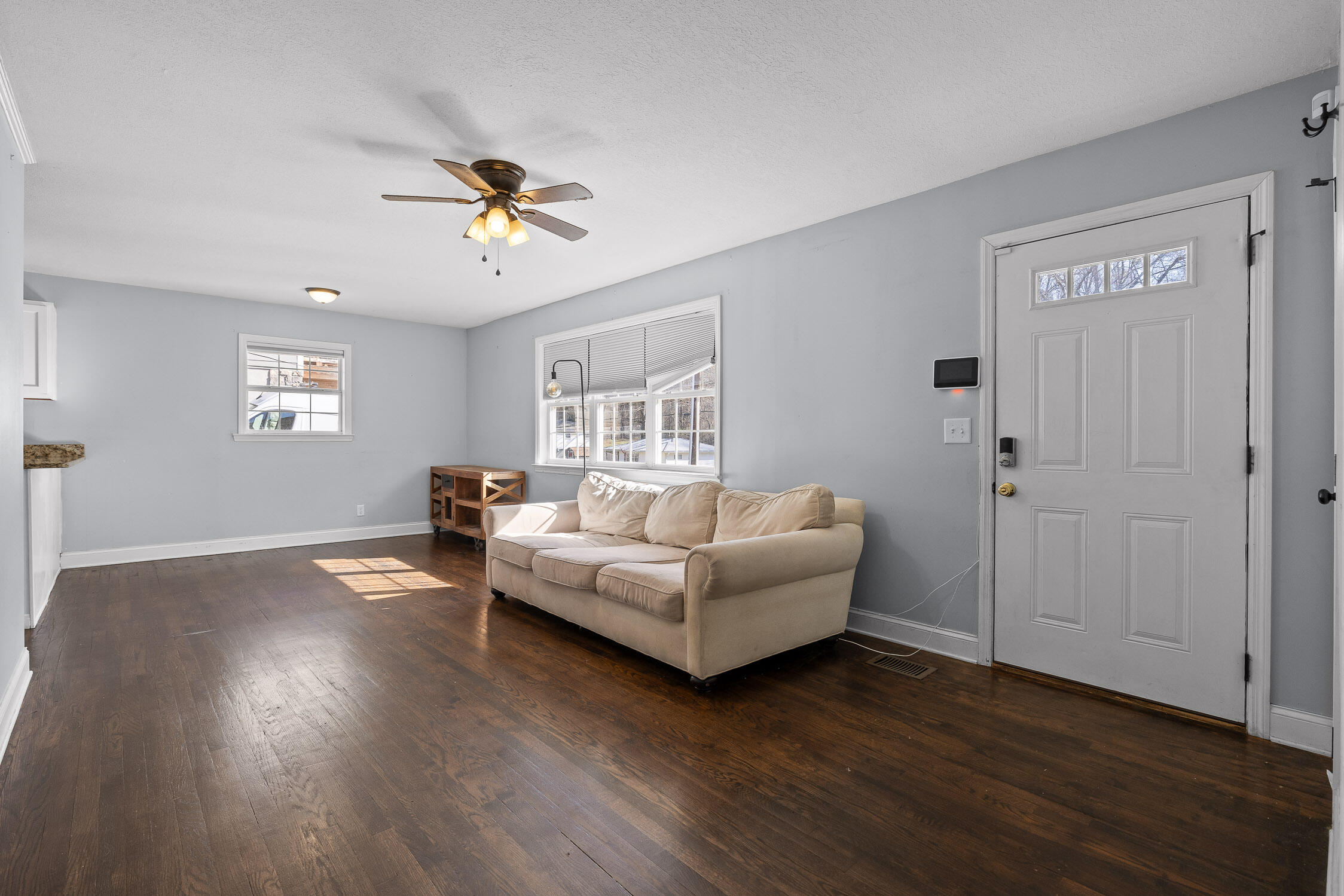 519 Lullwater Road Chattanooga, TN 37405 - Photo 6 of 27 Lullwater-11