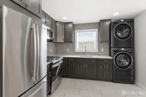 $3,600 | 19 Evelyn Court, Maplewood, NJ 07040