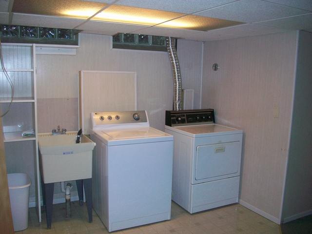 461 Shelbourne Road Grosse Pointe, MI 48236 - Photo 12 of 20 31018456-11.JPG