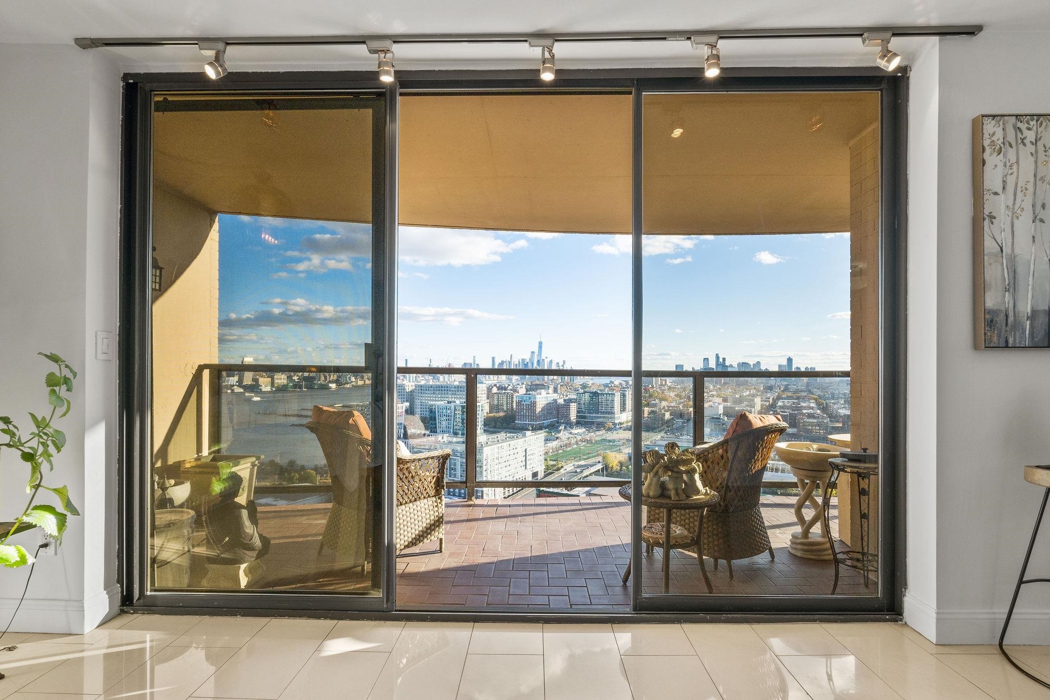 380 Mountain Road, Unit 612 Union City, NJ 07087 - Photo 5 of 45