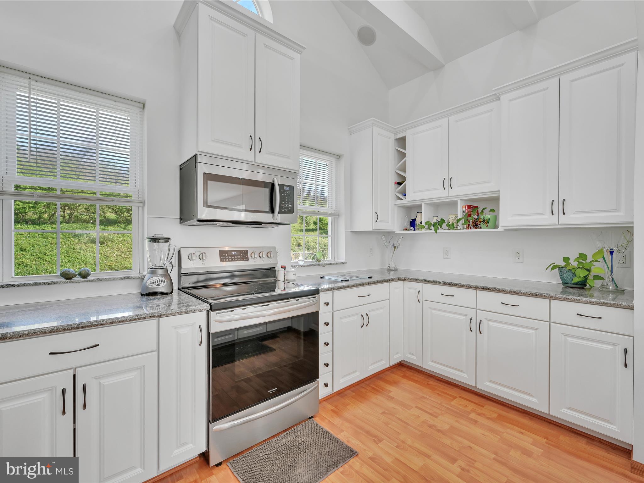 207 Miller Road Reading, PA 19608 - Photo 11 of 46 Kitchen