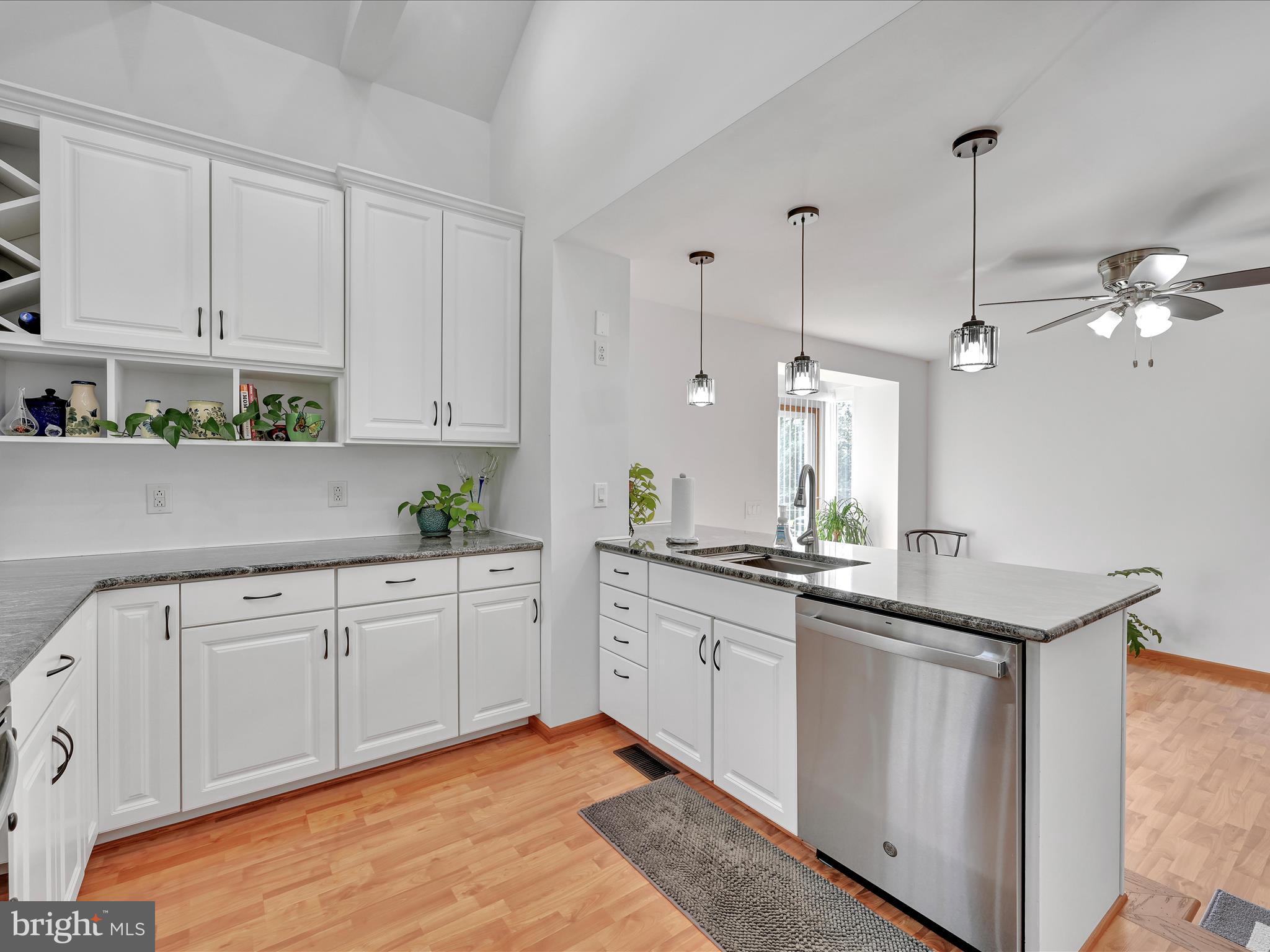 207 Miller Road Reading, PA 19608 - Photo 12 of 46 Kitchen