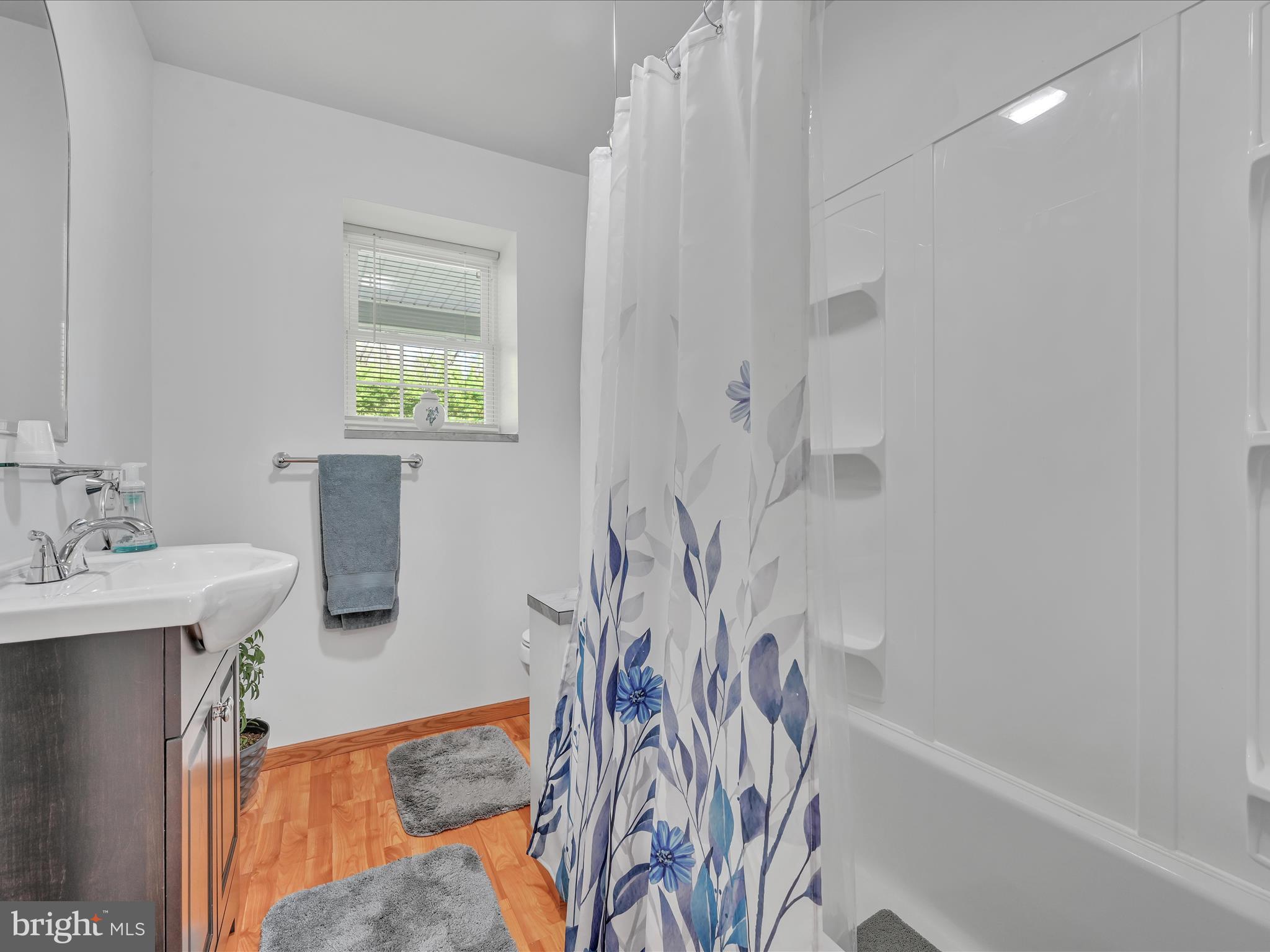 207 Miller Road Reading, PA 19608 - Photo 17 of 46 Bathroom