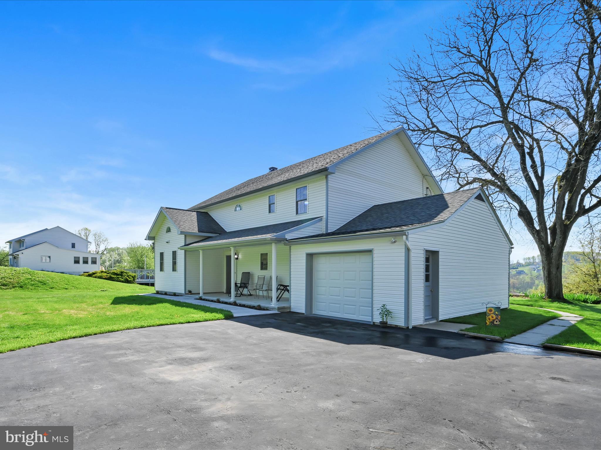 207 Miller Road Reading, PA 19608 - Photo 3 of 46 Front