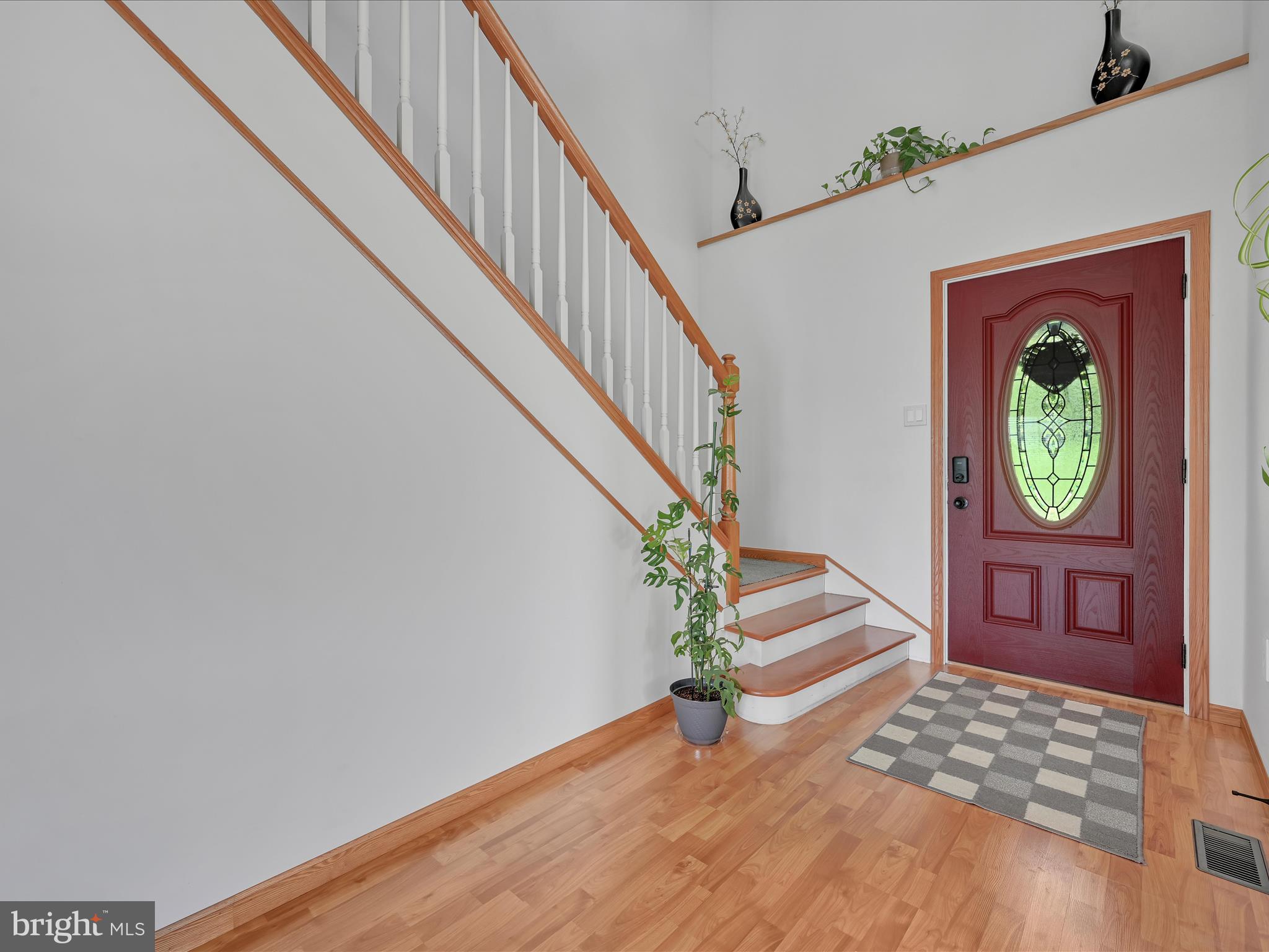 207 Miller Road Reading, PA 19608 - Photo 4 of 46 Foyer