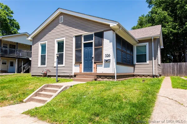 $225,000 | 326 Fulton Street, Jeffersonville, IN 47130