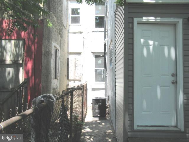 724 Spruce Street Camden, NJ 08103 - Photo 17 of 17 Rear view