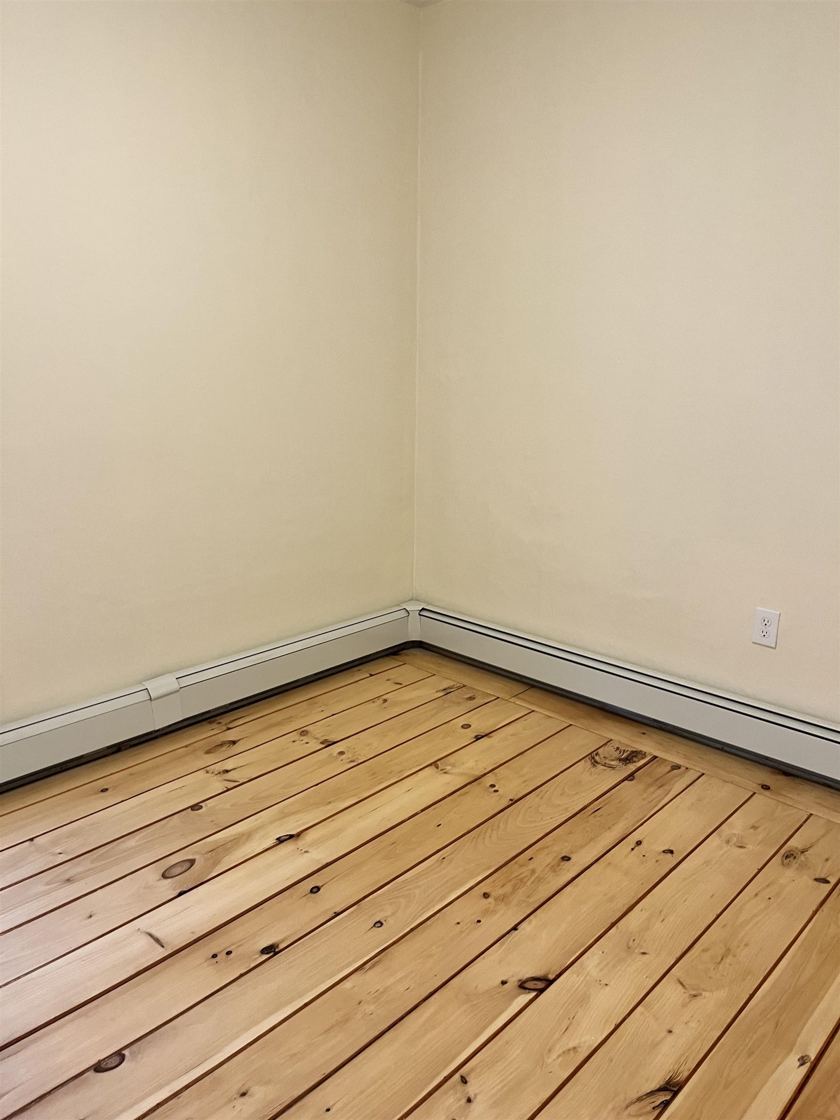 98 Forest Street Rutland, VT 05701 - Photo 30 of 52