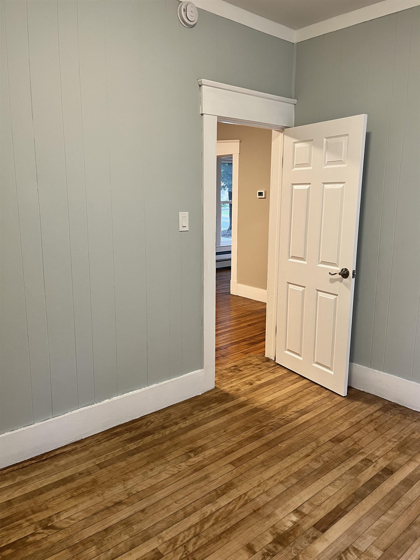 98 Forest Street Rutland, VT 05701 - Photo 5 of 52