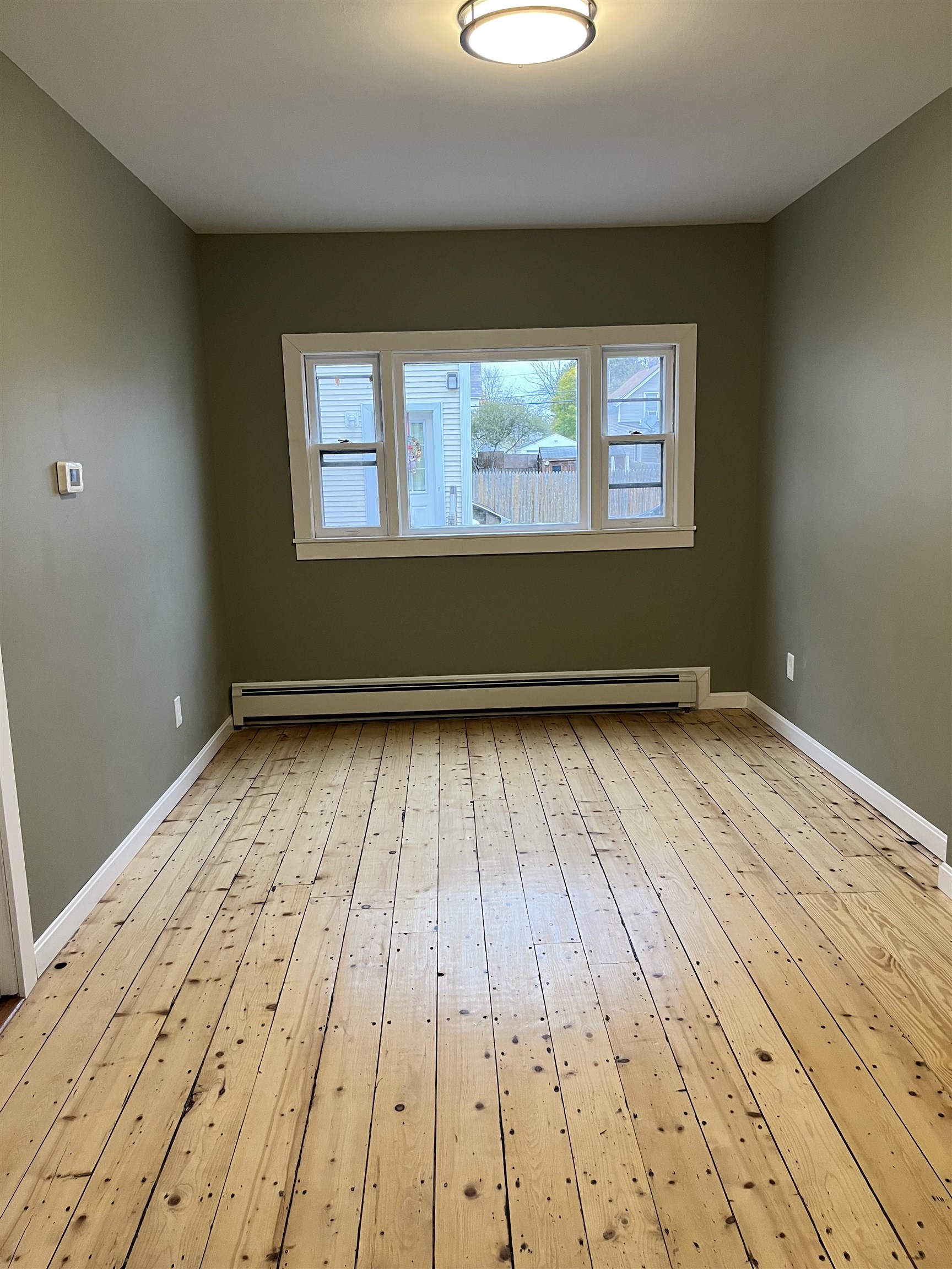 98 Forest Street Rutland, VT 05701 - Photo 7 of 52