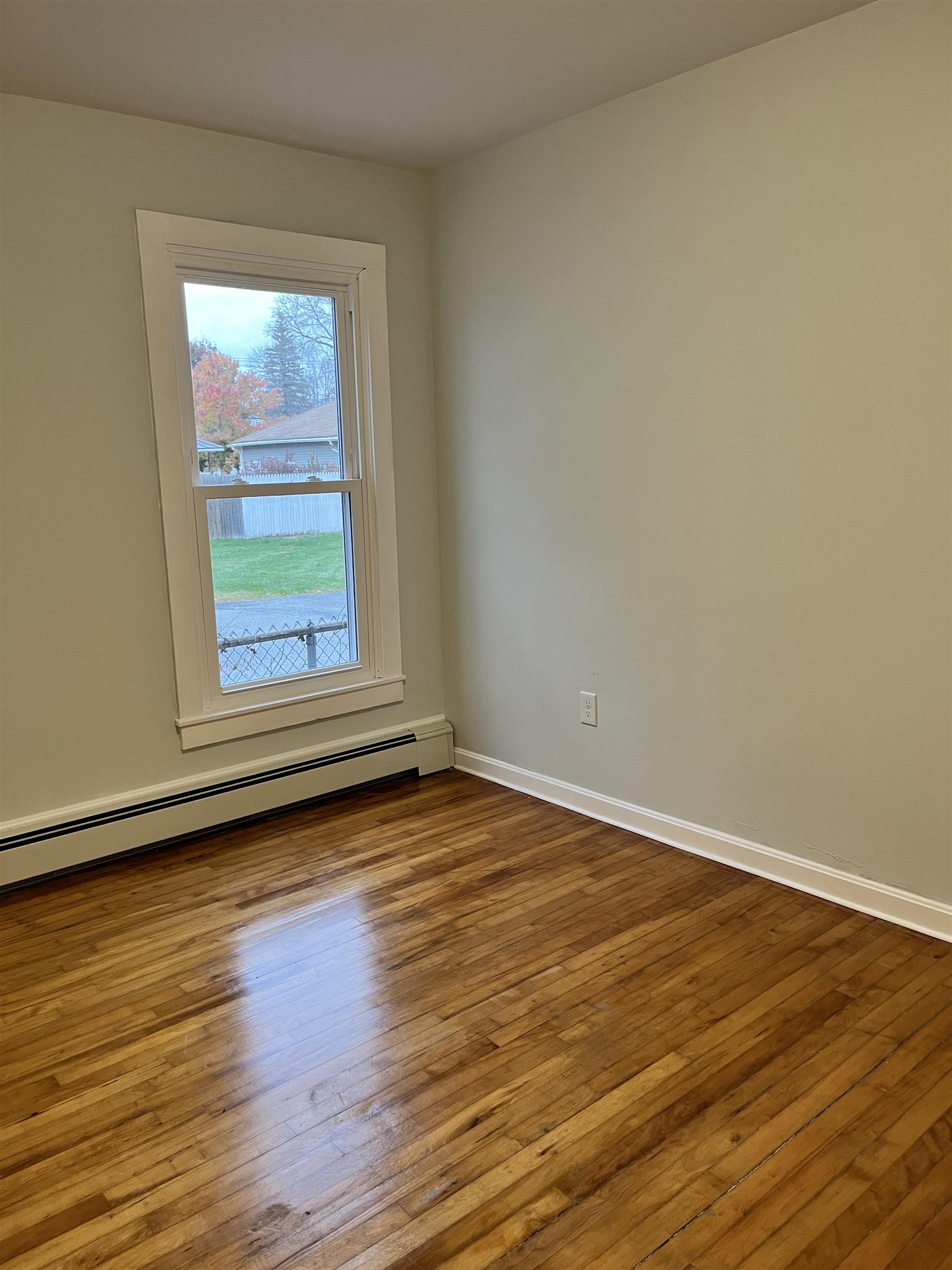 98 Forest Street Rutland, VT 05701 - Photo 9 of 52