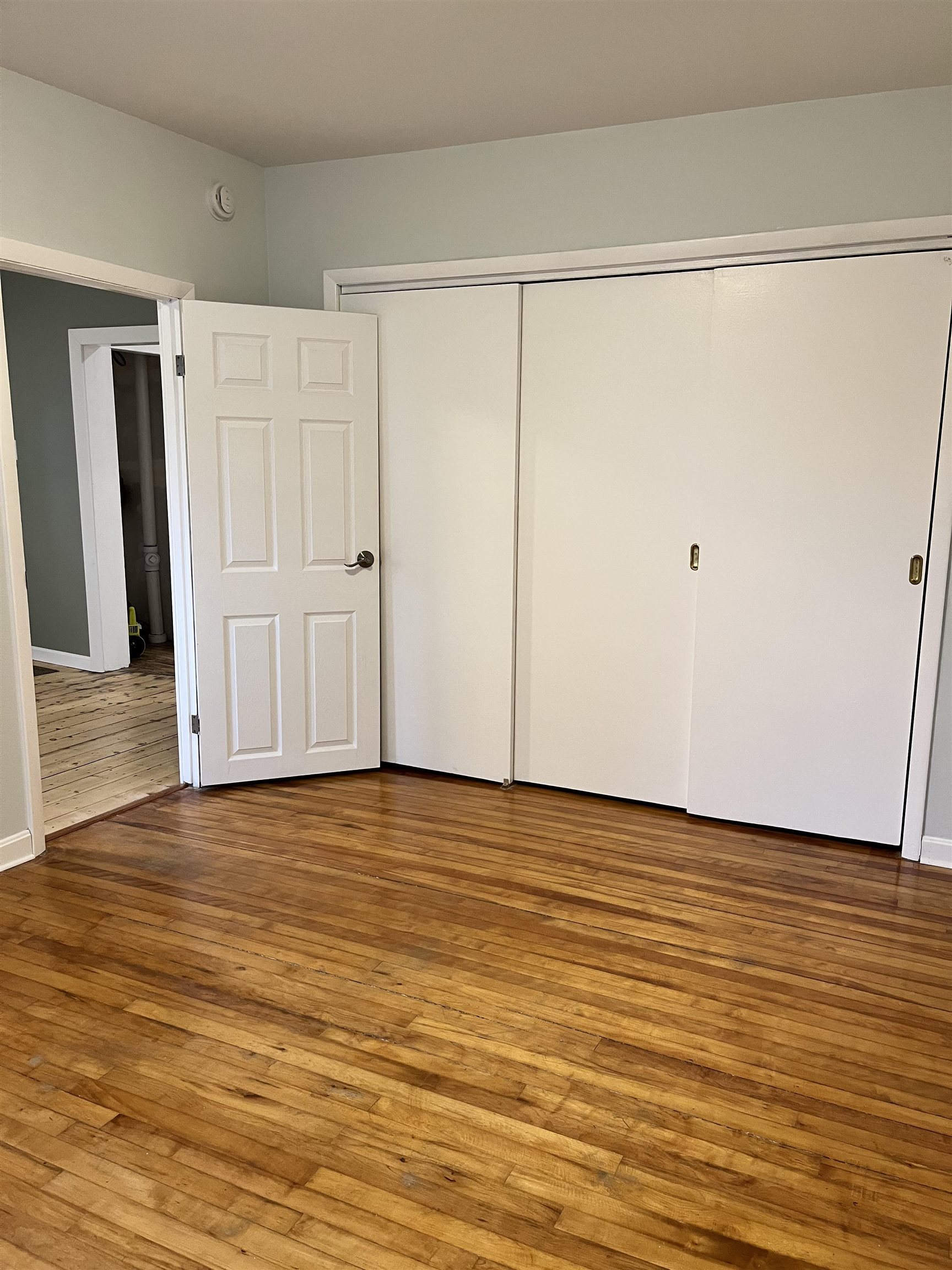 98 Forest Street Rutland, VT 05701 - Photo 10 of 52