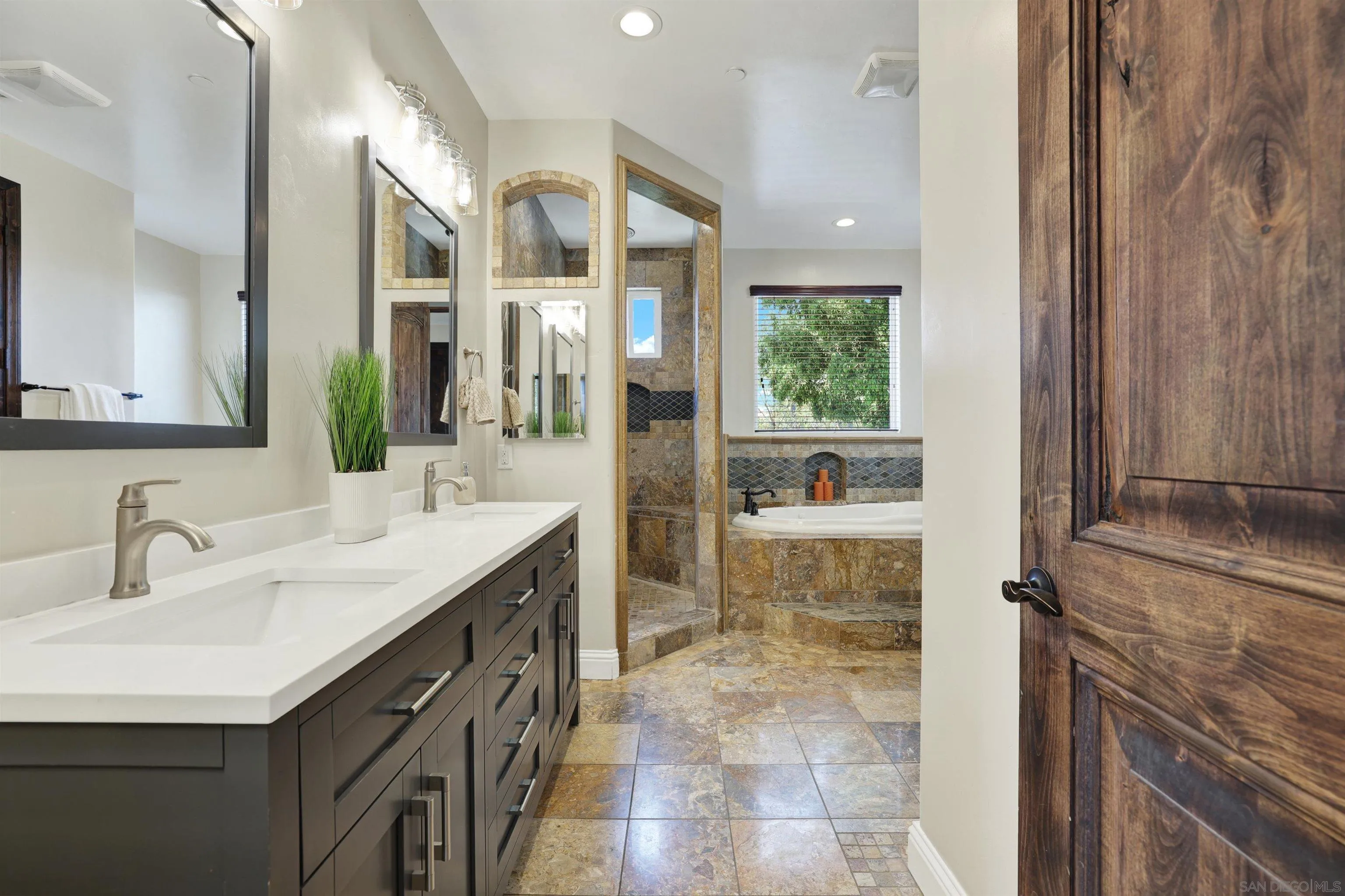 15223 Skyridge Road Poway, CA 92064 - Photo 38 of 75