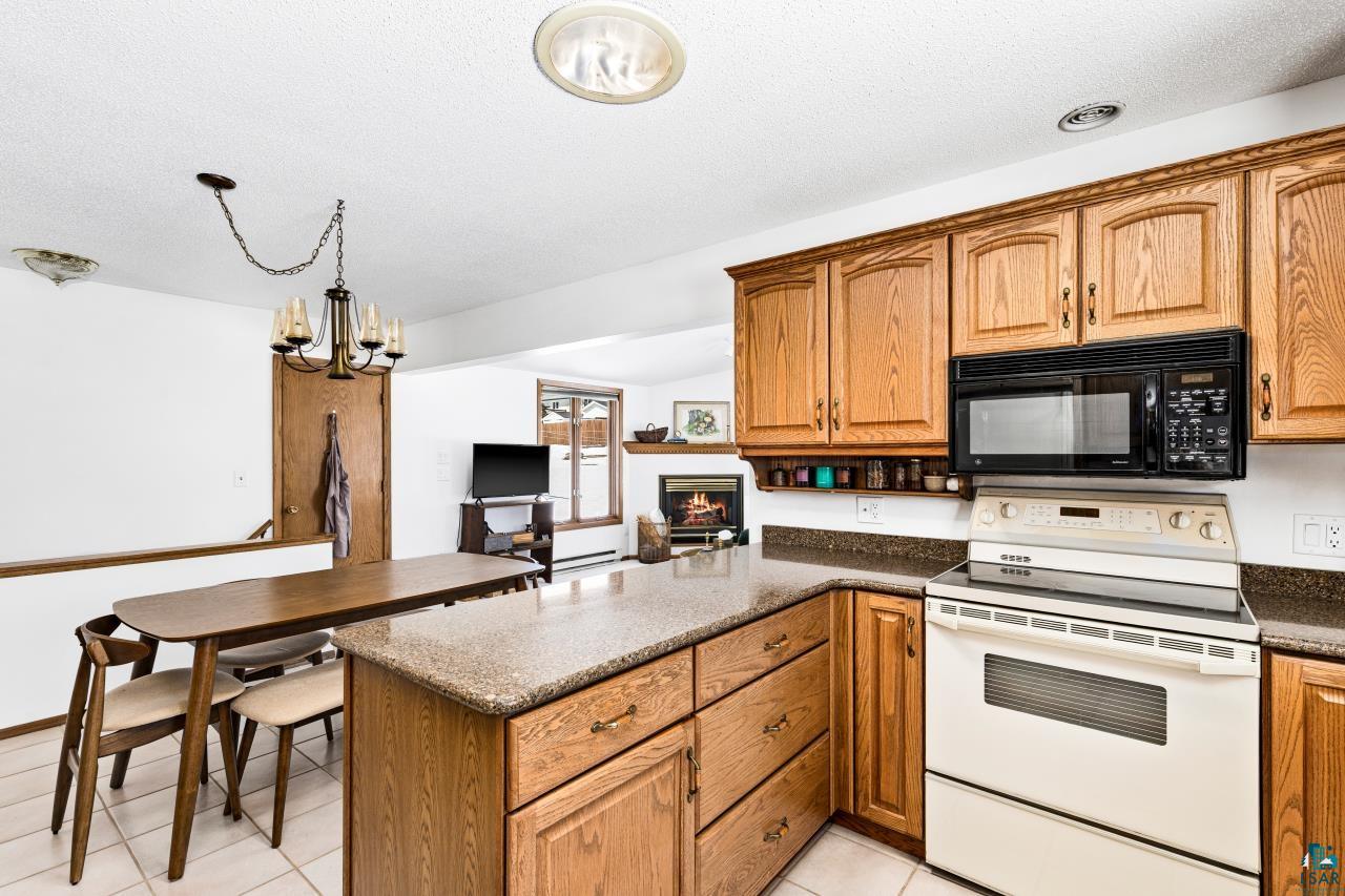 2009 Hutchinson Road Duluth, MN 55811 - Photo 16 of 60