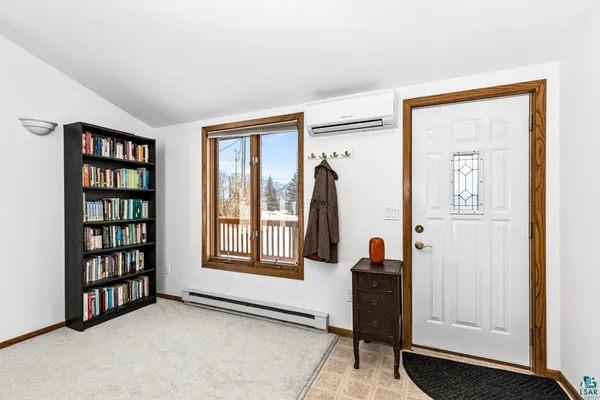 $399,900 | 2009 Hutchinson Road, Duluth, MN 55811