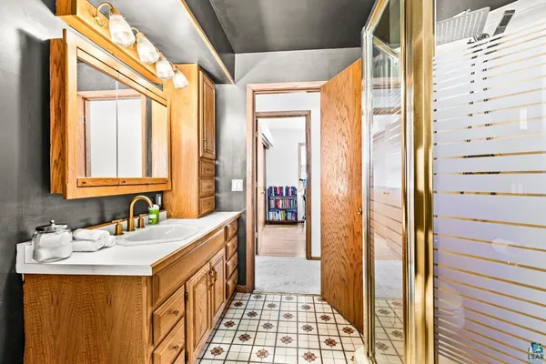 $399,900 | 2009 Hutchinson Road, Duluth, MN 55811