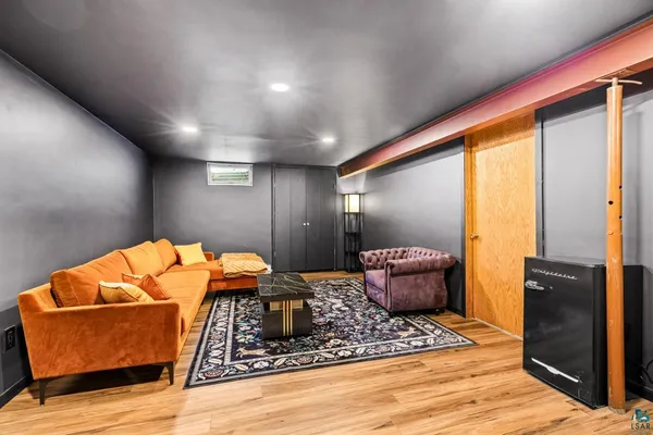 $399,900 | 2009 Hutchinson Road, Duluth, MN 55811