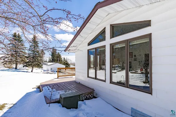 $380,000 | 2009 Hutchinson Road, Duluth, MN 55811