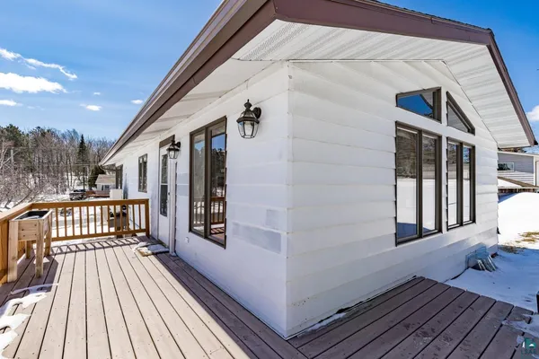 $380,000 | 2009 Hutchinson Road, Duluth, MN 55811