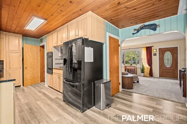 $315,000 | 490 17 Mile Road, Kent City, MI 49330