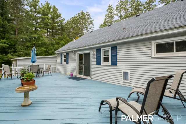 $315,000 | 490 17 Mile Road, Kent City, MI 49330