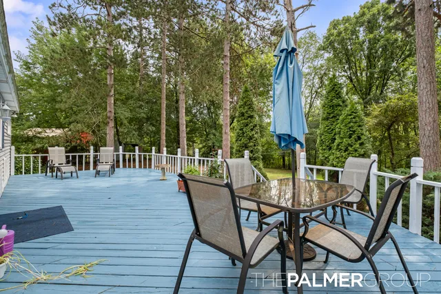 $315,000 | 490 17 Mile Road, Kent City, MI 49330