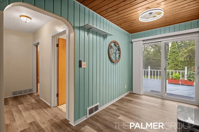 $315,000 | 490 17 Mile Road, Kent City, MI 49330