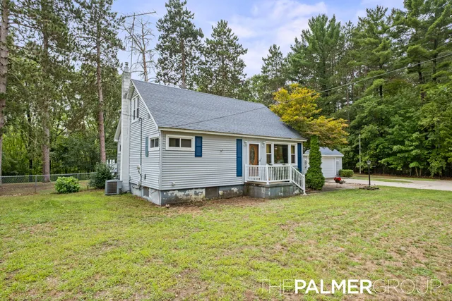 $315,000 | 490 17 Mile Road, Kent City, MI 49330