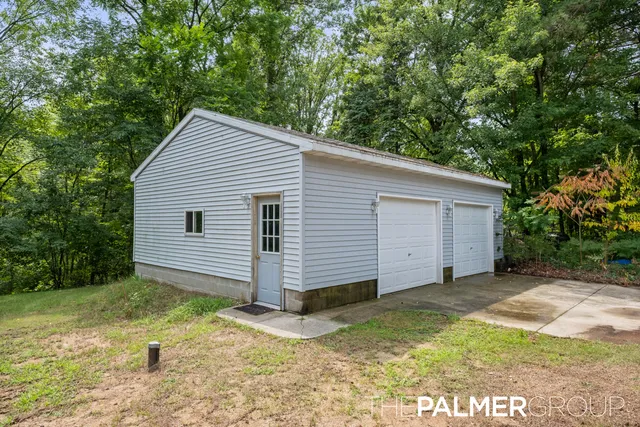 $315,000 | 490 17 Mile Road, Kent City, MI 49330