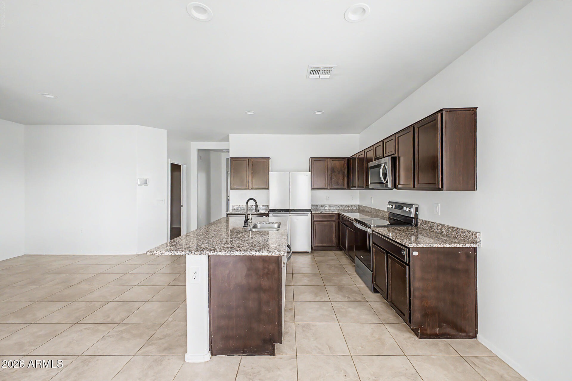 1896 West Central Avenue Coolidge, AZ 85128 - Photo 8 of 27 12 - Central
