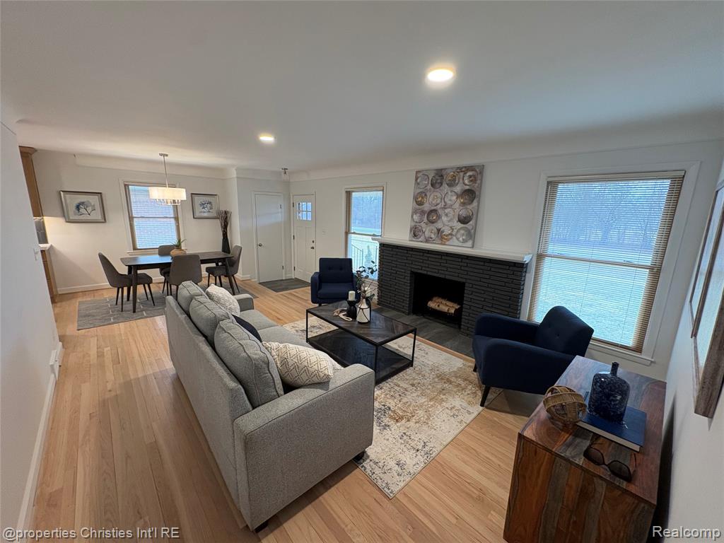 17330 Beverly Road Beverly Hills, MI 48025 - Photo 4 of 24