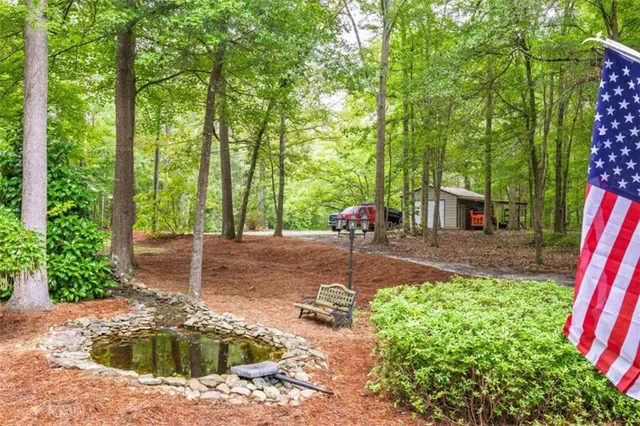 a view of a outdoor space