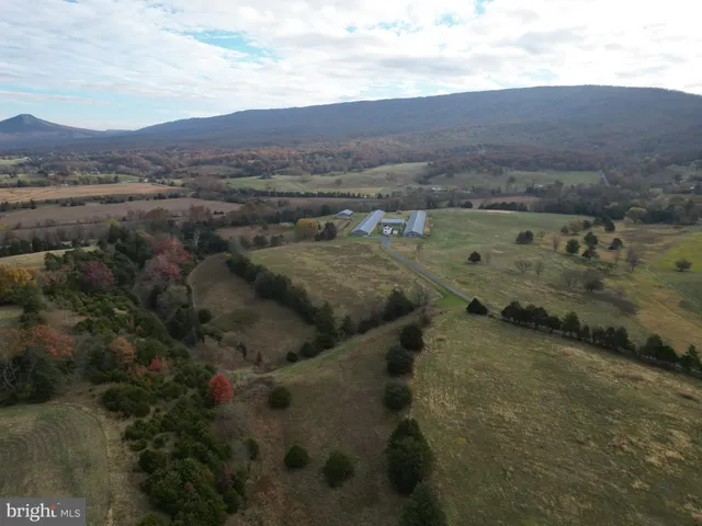 $2,400,000 | 499 East Lee Highway, New Market, VA 22844